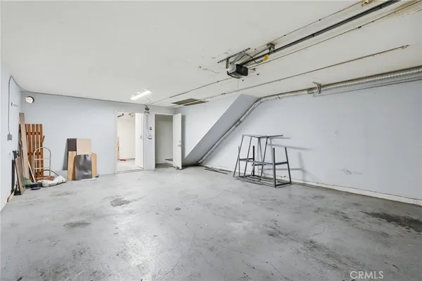 $469,000 | 7045 Woodley Avenue, Unit 124, Lake Balboa, CA 91406