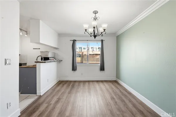 $469,000 | 7045 Woodley Avenue, Unit 124, Lake Balboa, CA 91406