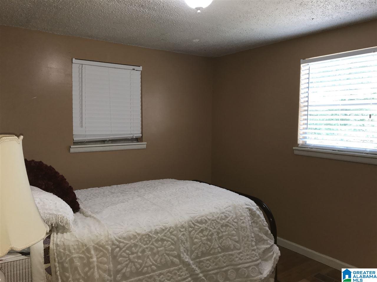 1759 Lakeshore Drive Oneonta, AL 35121 - Photo 9 of 15