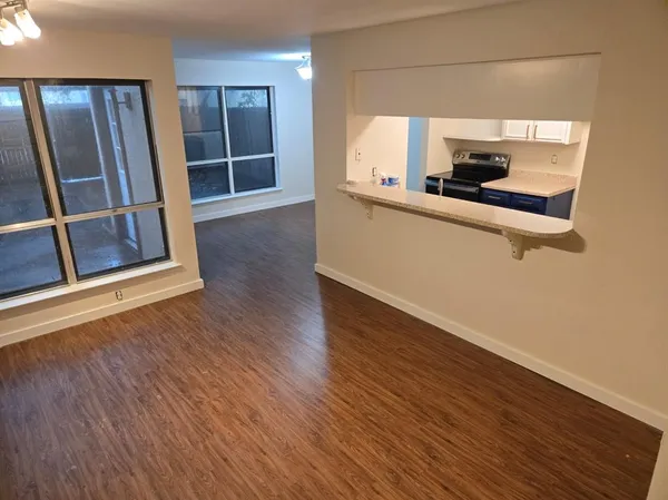 $1,800 | 2015 Warnford Place, Arlington, TX 76015