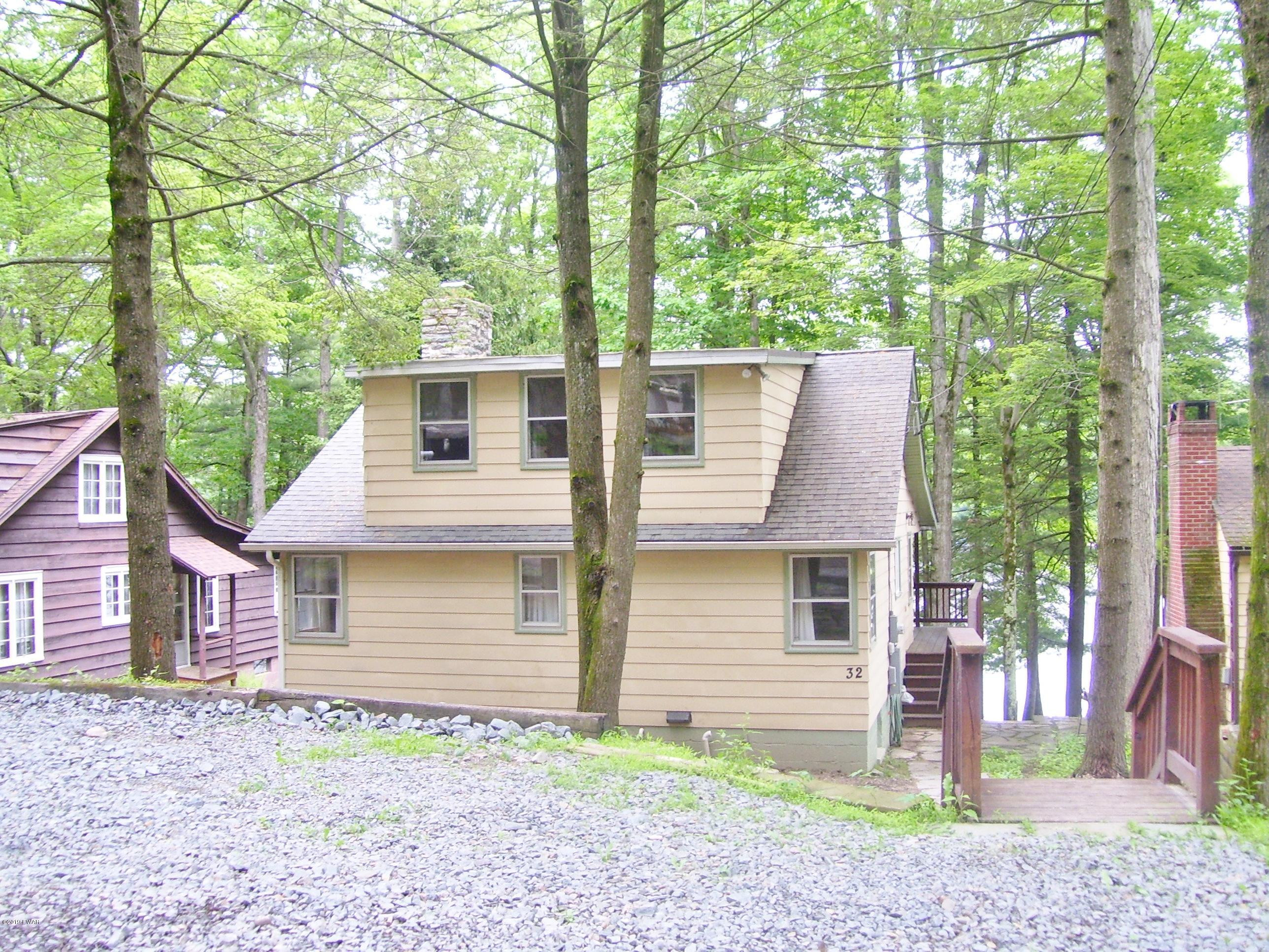 32 Park Road Lakeville, PA 18438 - Photo 2 of 51