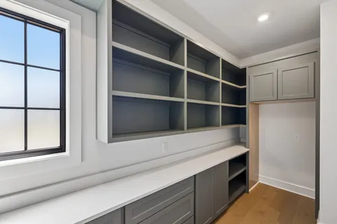 $999,999 | 124 Mitford Lane, Unit 10, Spring Hill, TN 37179