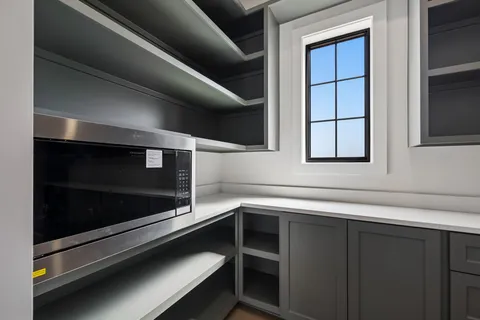 $999,999 | 124 Mitford Lane, Unit 10, Spring Hill, TN 37179