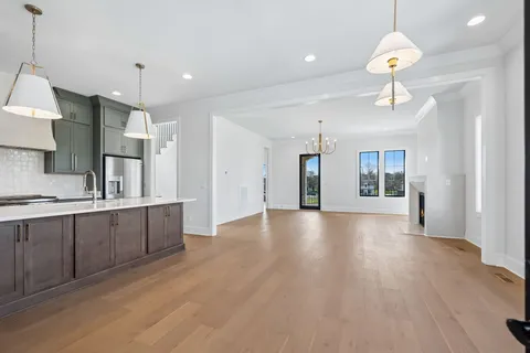 $999,999 | 124 Mitford Lane, Unit 10, Spring Hill, TN 37179