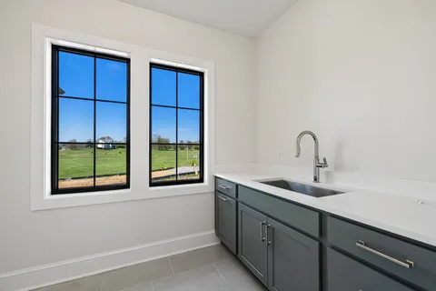 $999,999 | 124 Mitford Lane, Unit 10, Spring Hill, TN 37179