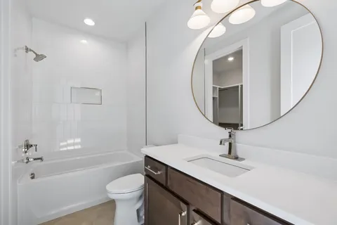 $999,999 | 124 Mitford Lane, Unit 10, Spring Hill, TN 37179