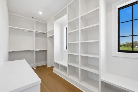 $999,999 | 124 Mitford Lane, Unit 10, Spring Hill, TN 37179