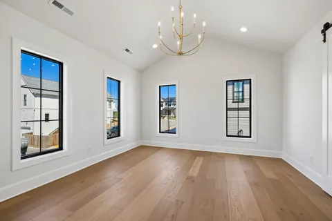 $999,999 | 124 Mitford Lane, Unit 10, Spring Hill, TN 37179