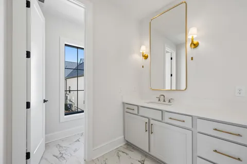 $999,999 | 124 Mitford Lane, Unit 10, Spring Hill, TN 37179