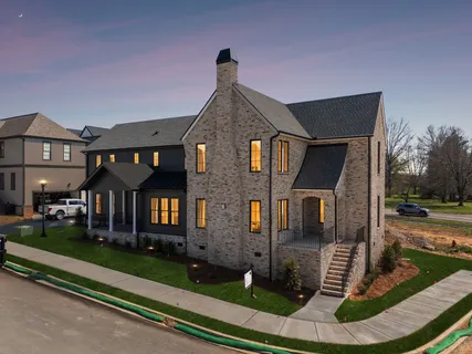 $999,999 | 124 Mitford Lane, Unit 10, Spring Hill, TN 37179