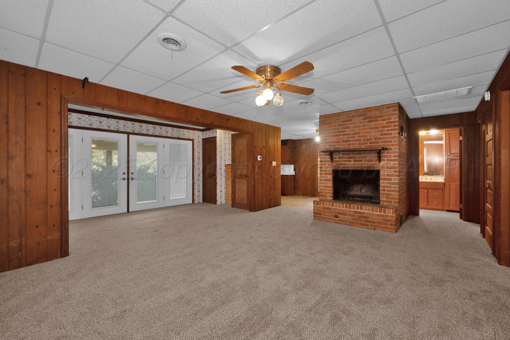 19401 Mockingbird Road Canyon, TX 79015 - Photo 8 of 26 living room