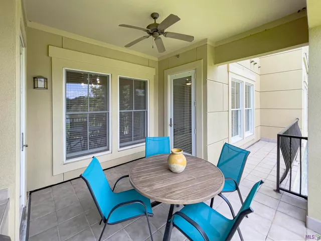 $3,300 | 998 Stanford Avenue, Unit 206, Baton Rouge, LA 70808