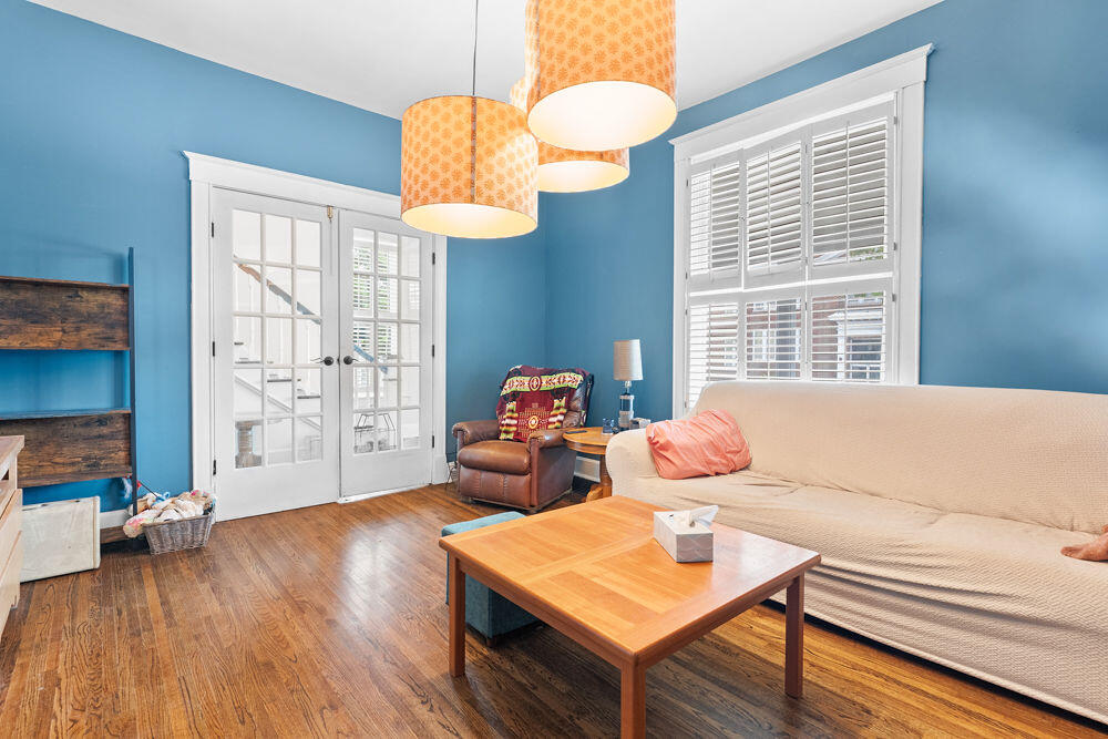 531 East Division Street Springfield, MO 65803 - Photo 10 of 30 FrameandFocus_WEBorMLS-15