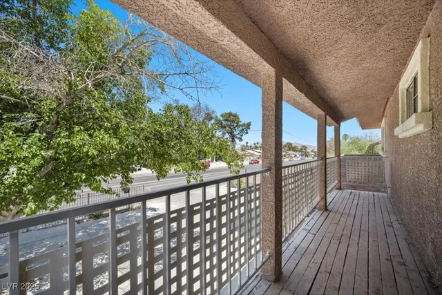 $2,900 | 2571 East Vegas Valley Drive, Las Vegas, NV 89121