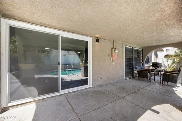 $2,900 | 2571 East Vegas Valley Drive, Las Vegas, NV 89121