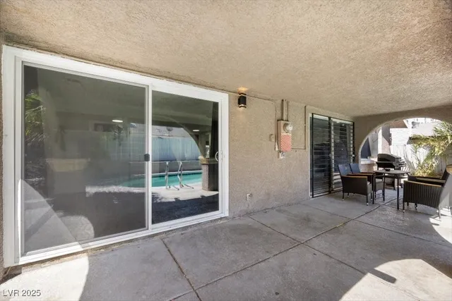 $2,900 | 2571 East Vegas Valley Drive, Las Vegas, NV 89121