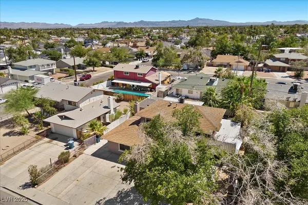 $2,900 | 2571 East Vegas Valley Drive, Las Vegas, NV 89121