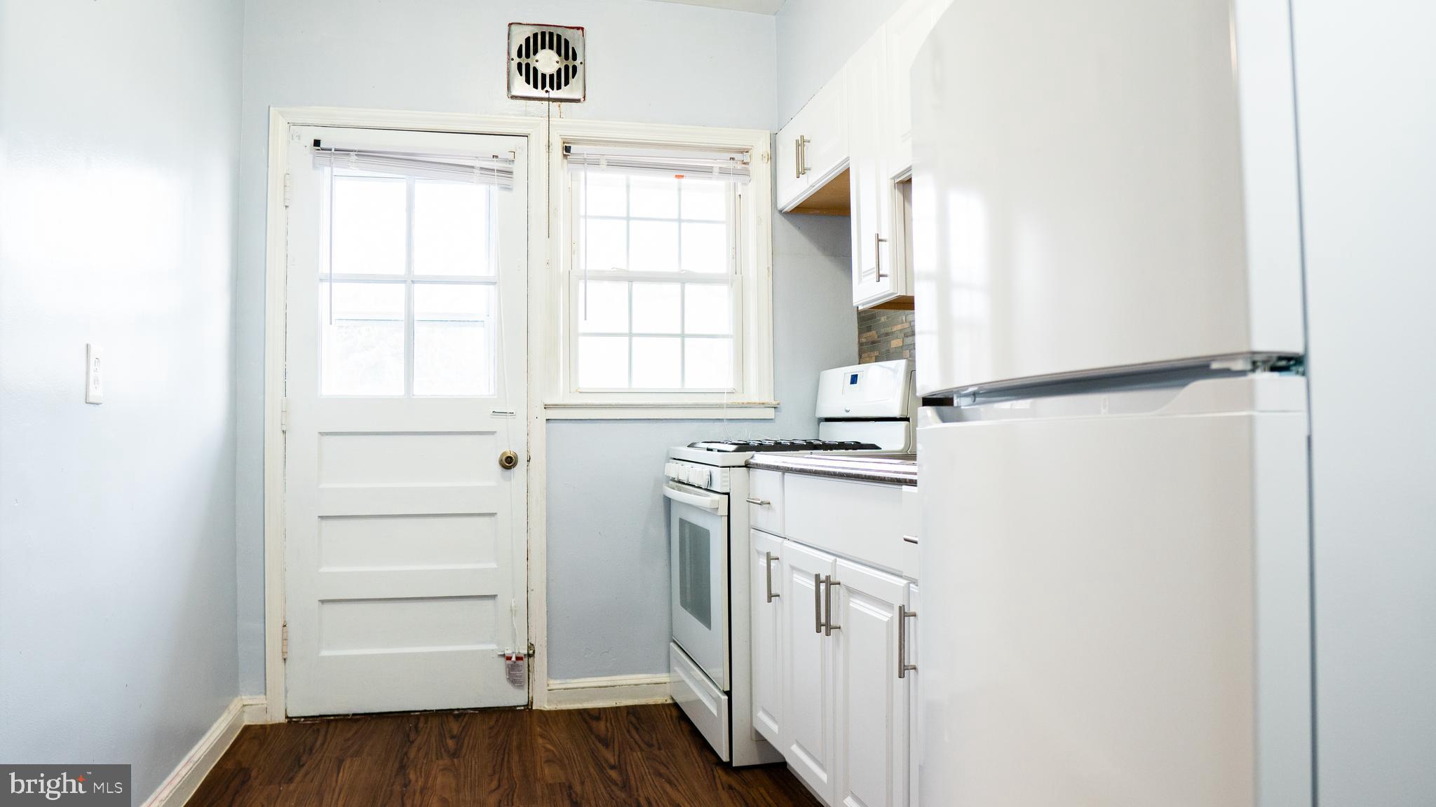 1654 Ramblewood Road Baltimore, MD 21239 - Photo 12 of 46