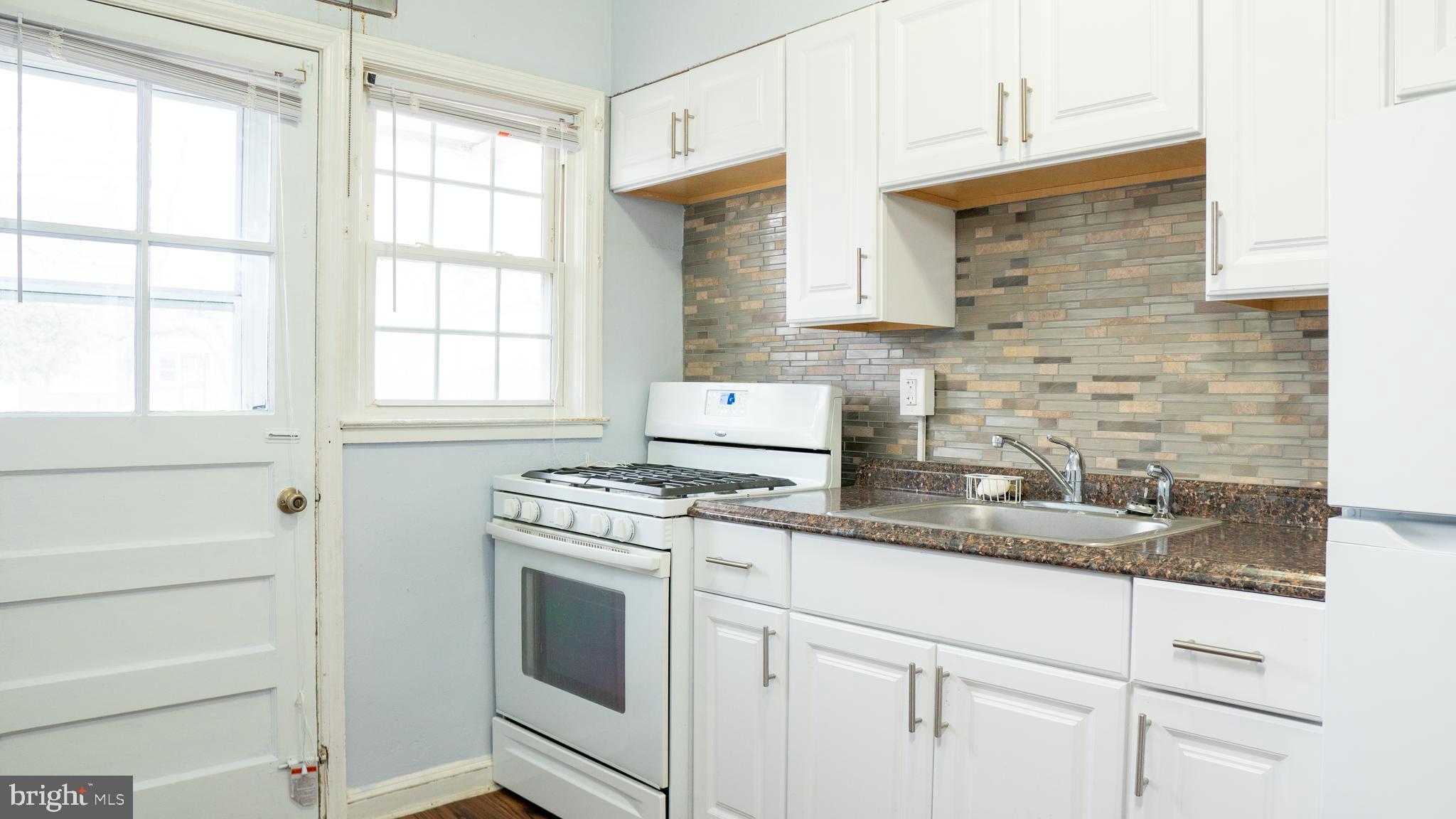 1654 Ramblewood Road Baltimore, MD 21239 - Photo 14 of 46