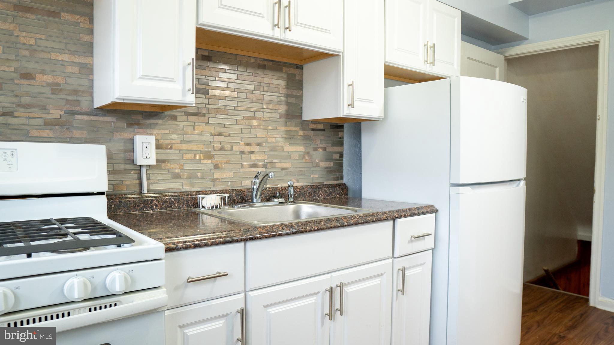 1654 Ramblewood Road Baltimore, MD 21239 - Photo 15 of 46