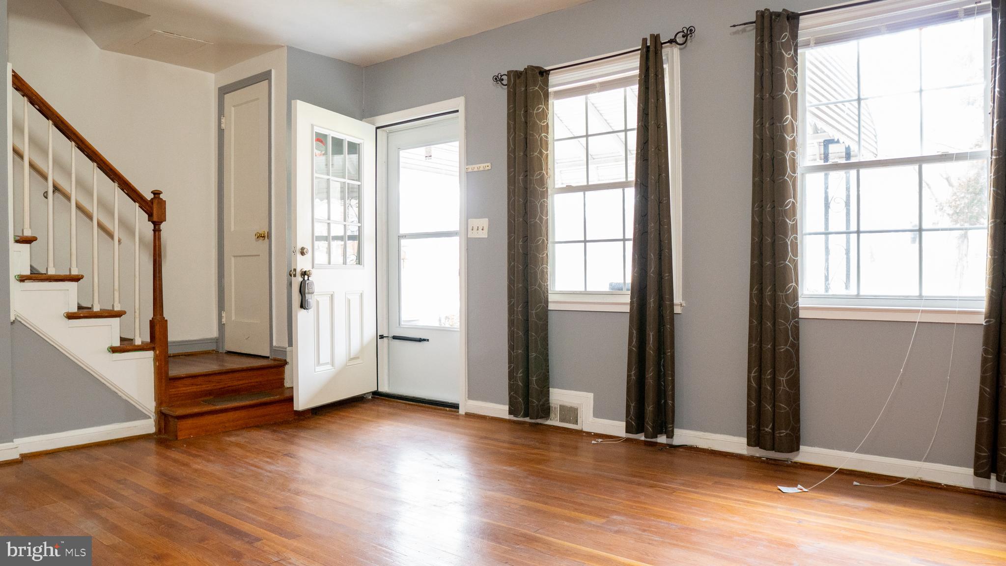 1654 Ramblewood Road Baltimore, MD 21239 - Photo 4 of 46