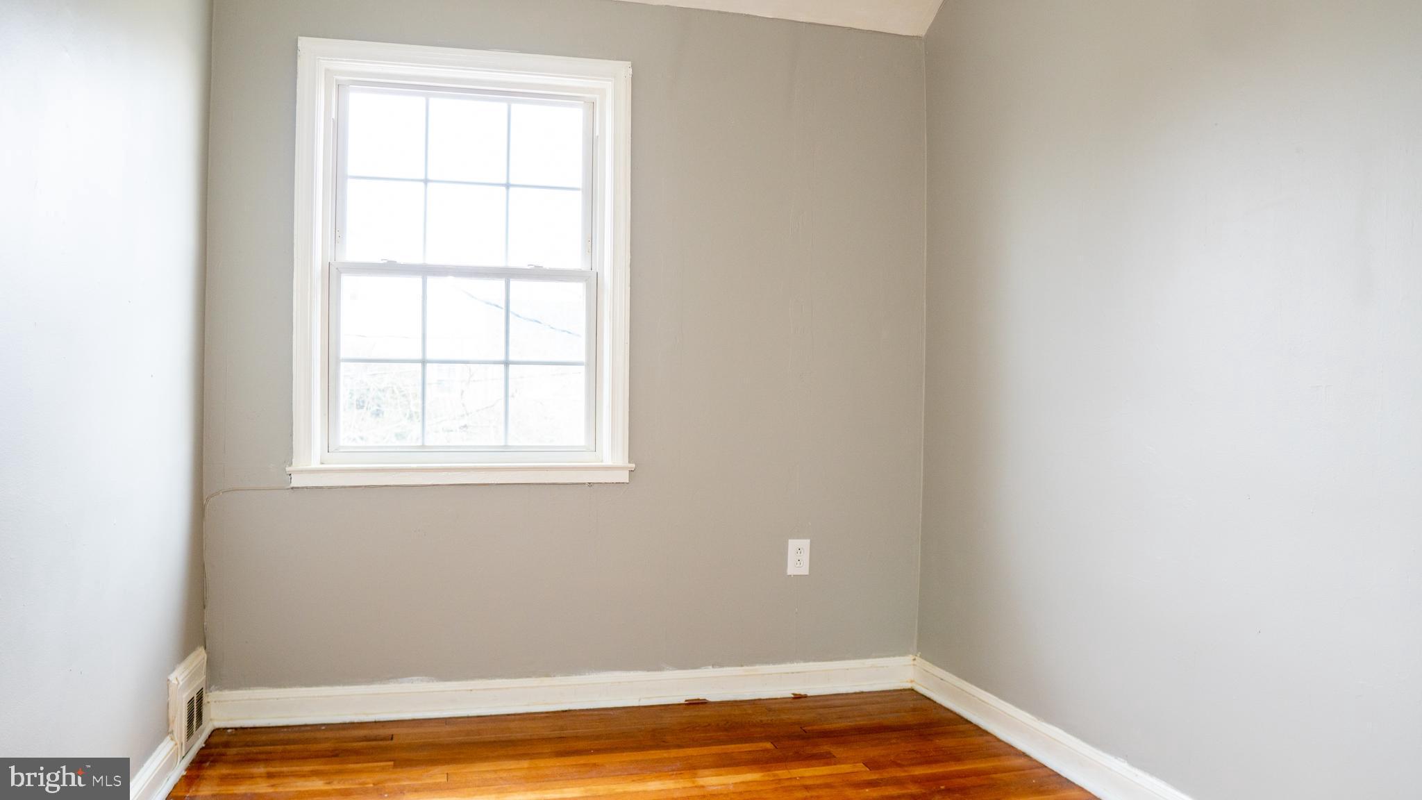 1654 Ramblewood Road Baltimore, MD 21239 - Photo 33 of 46