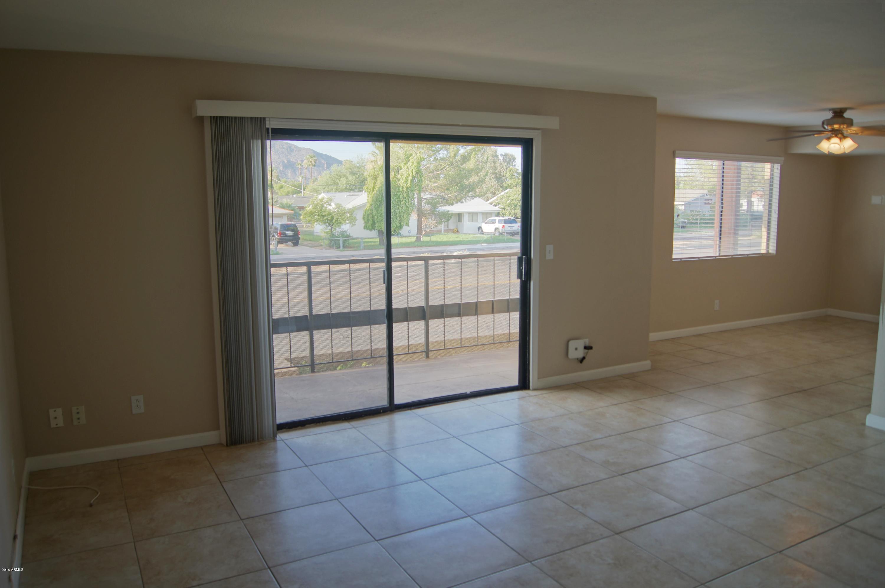 5401 East Thomas Road, Unit 2011 Phoenix, AZ 85018 - Photo 5 of 12 DSC01366