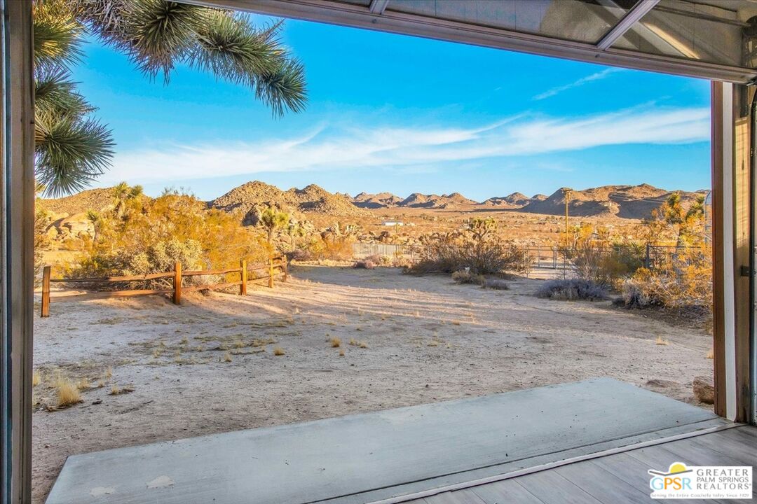 8393 Uphill Road Joshua Tree, CA 92252 - Photo 43 of 72