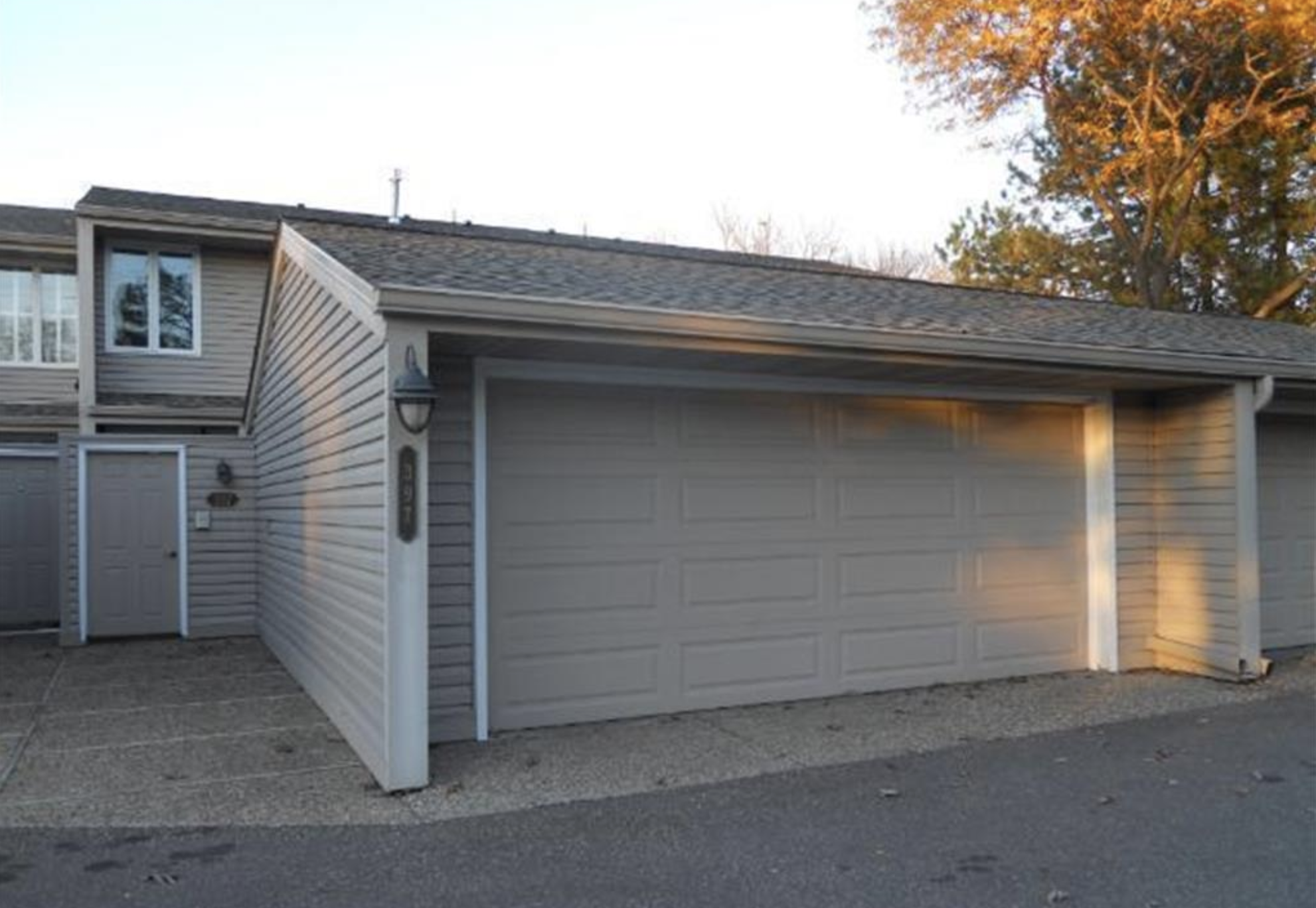 397 County Rd C West Roseville, MN 55113 - Photo 1 of 1 Gallery Image 1