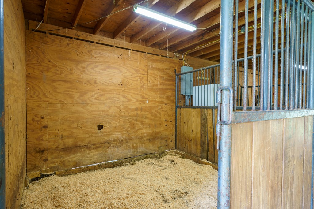 1252 Old Gumlog Road Blairsville, GA 30512 - Photo 5 of 76
