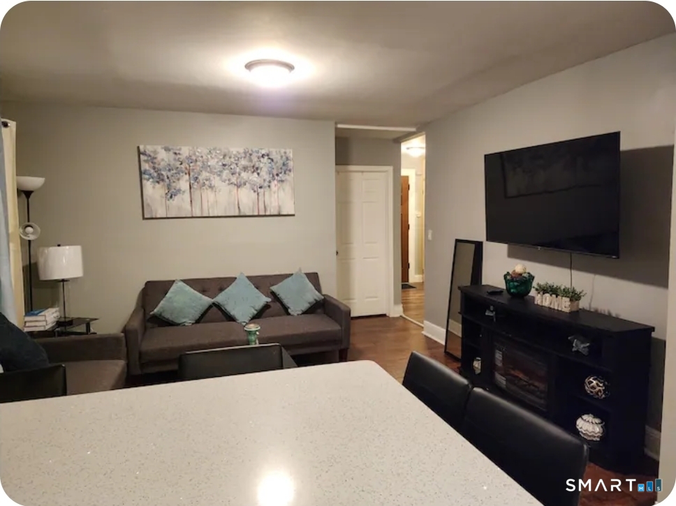 183 Harlem Avenue Bridgeport, CT 06606 - Photo 7 of 12