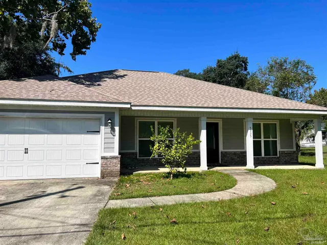 $2,100 | 5335 Broad Street, Milton, FL 32570