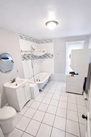 $389,000 | 531 Eastern Avenue Northeast, Grand Rapids, MI 49503
