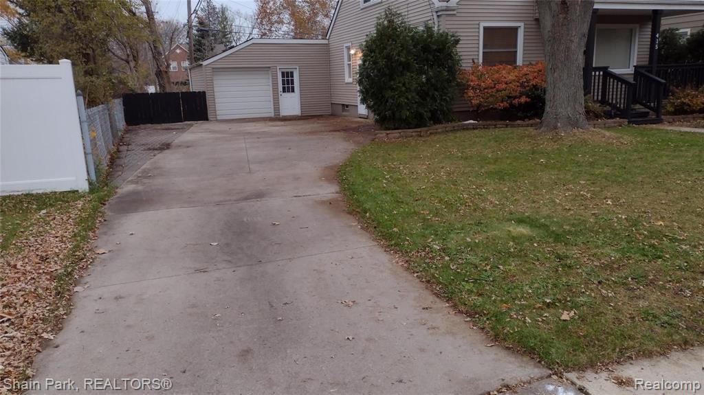 415 South Campbell Road Royal Oak, MI 48067 - Photo 37 of 38