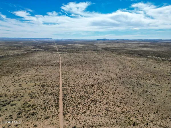 a view of a room with an empty space
