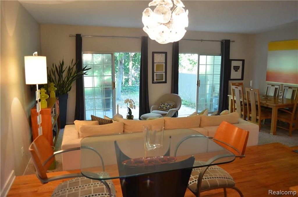 1576 Gas Light Lane Rochester Hills, MI 48306 - Photo 5 of 49