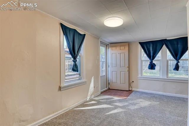 an empty room with closet