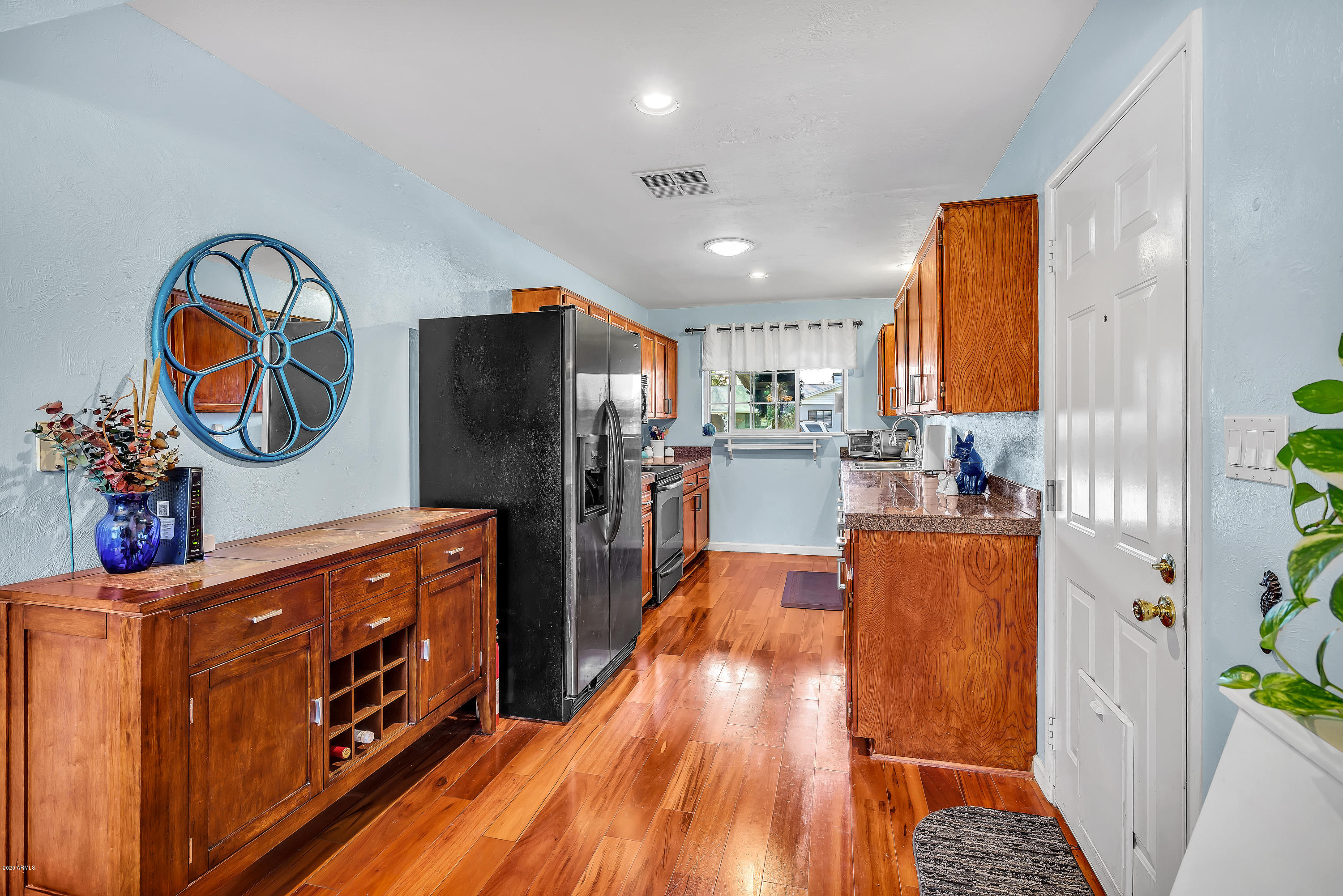 3002 East Cheery Lynn Road Phoenix, AZ 85016 - Photo 11 of 25 011-3002EastCheeryLynnRoad-Phoenix-AZ-85