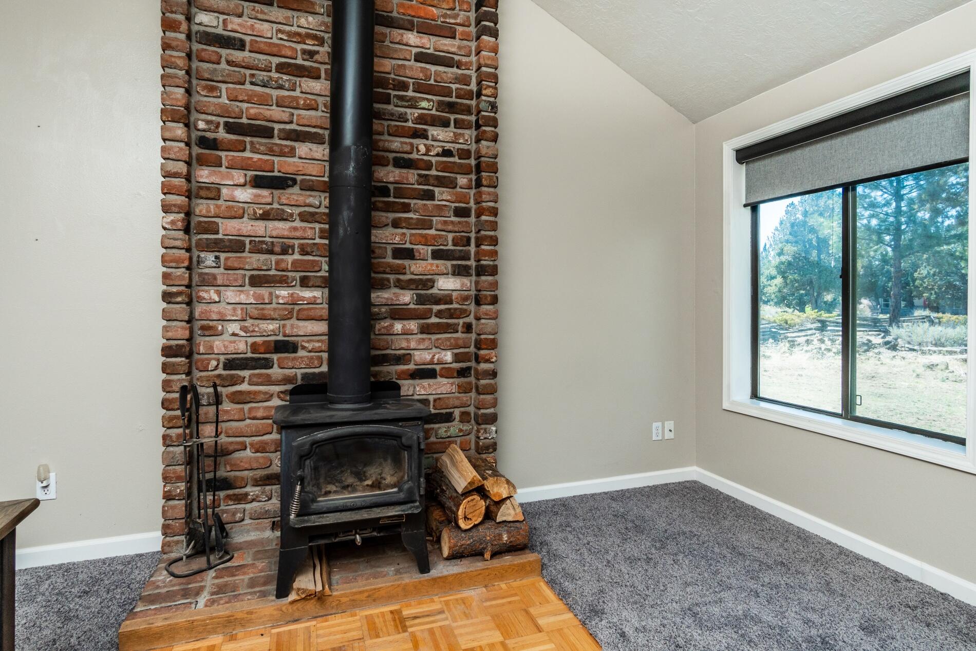 64478 McGrath Road Bend, OR 97701 - Photo 11 of 41 batch_64484 McGrath Rd, Bend-20