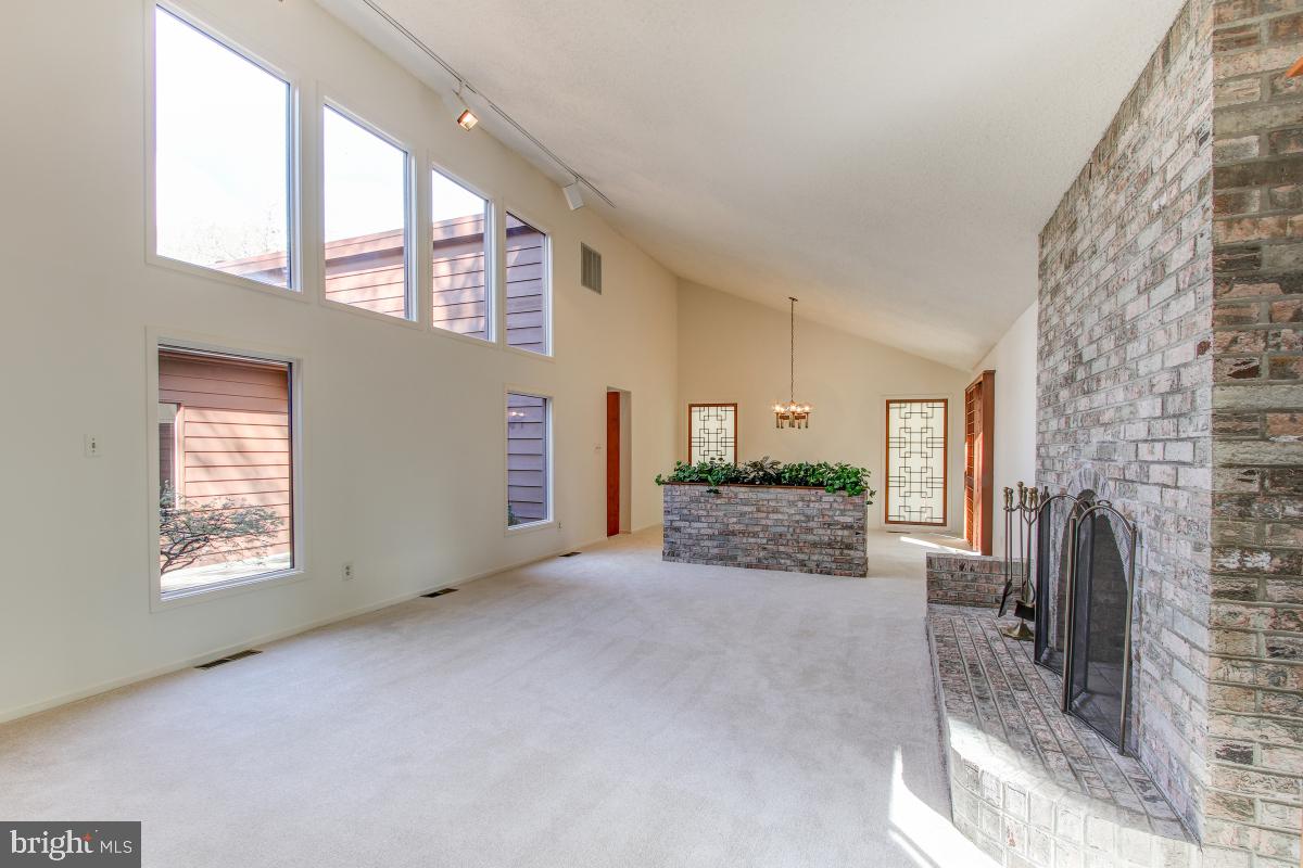 2113 Owls Cove Lane Reston, VA 20191 - Photo 17 of 35