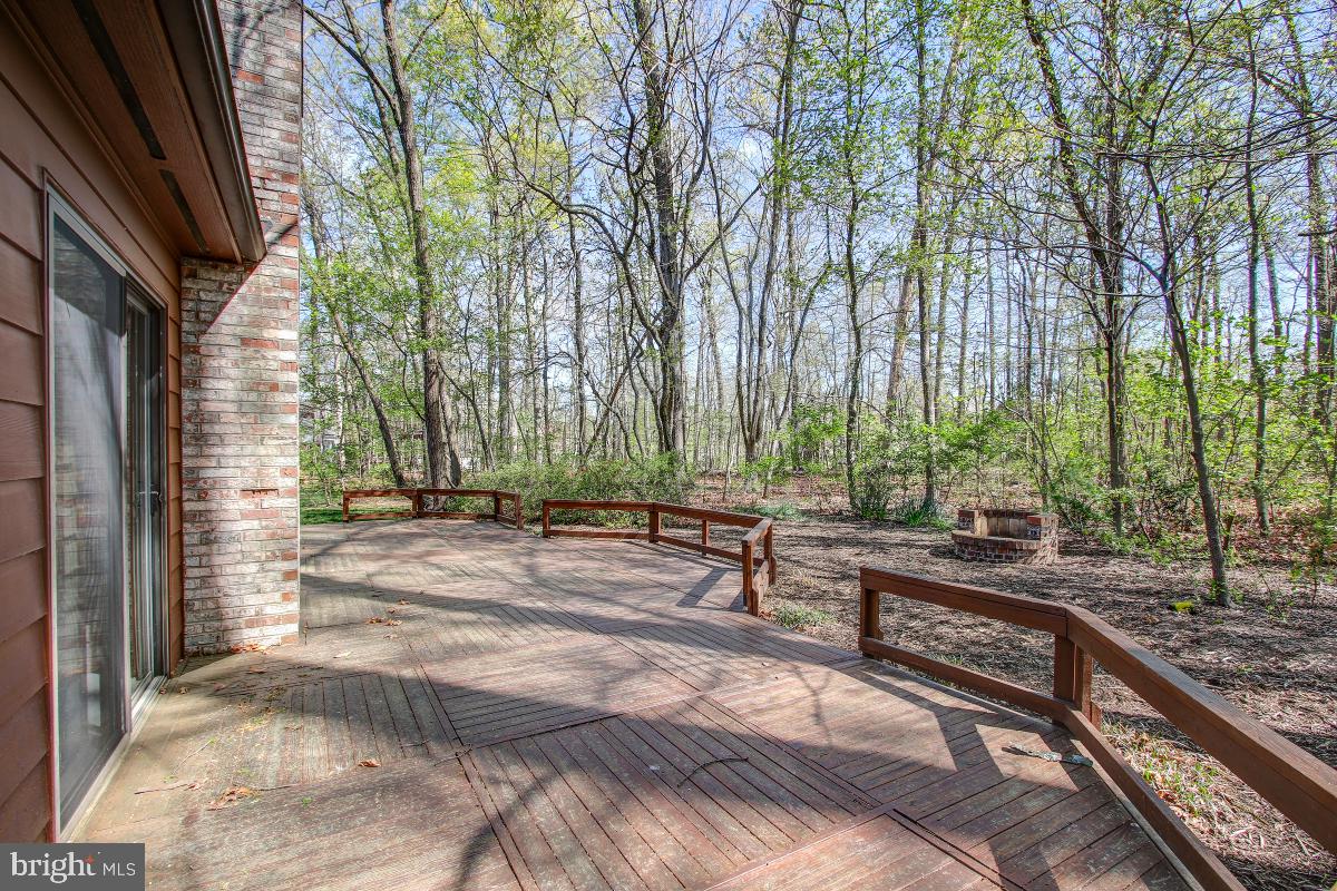 2113 Owls Cove Lane Reston, VA 20191 - Photo 31 of 35