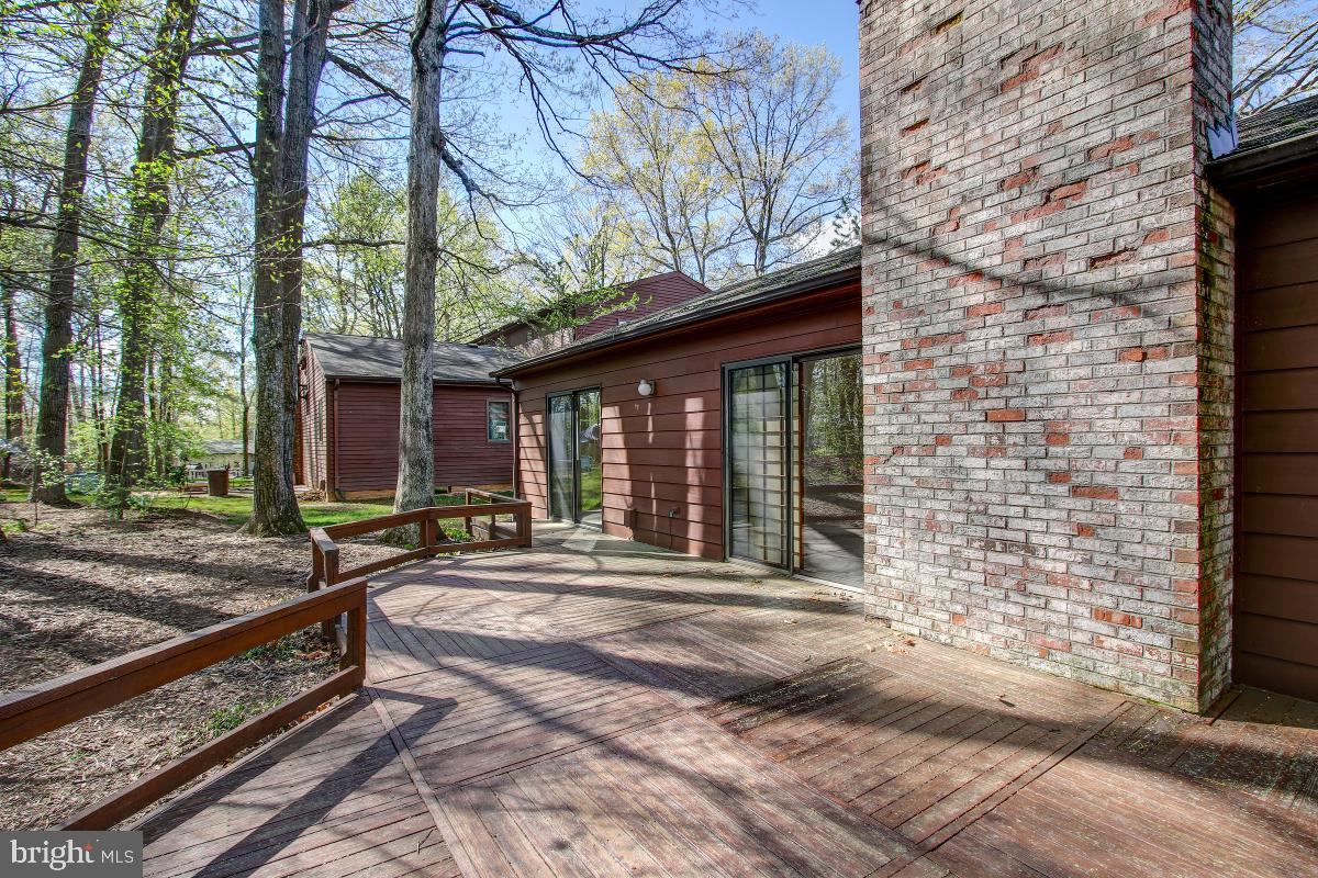 2113 Owls Cove Lane Reston, VA 20191 - Photo 32 of 35