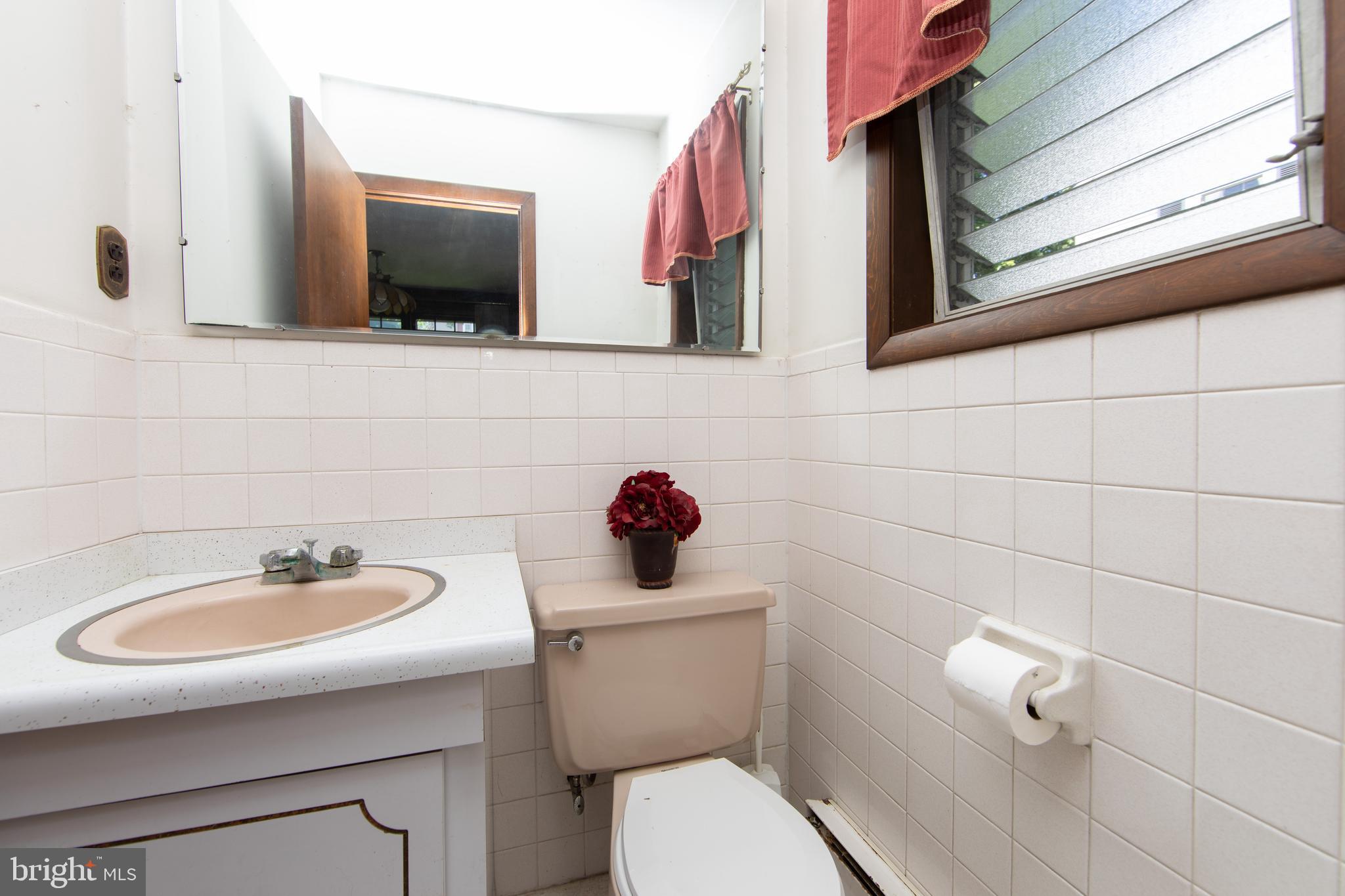 2945 Banner Road Willow Grove, PA 19090 - Photo 19 of 44 Powder room off den