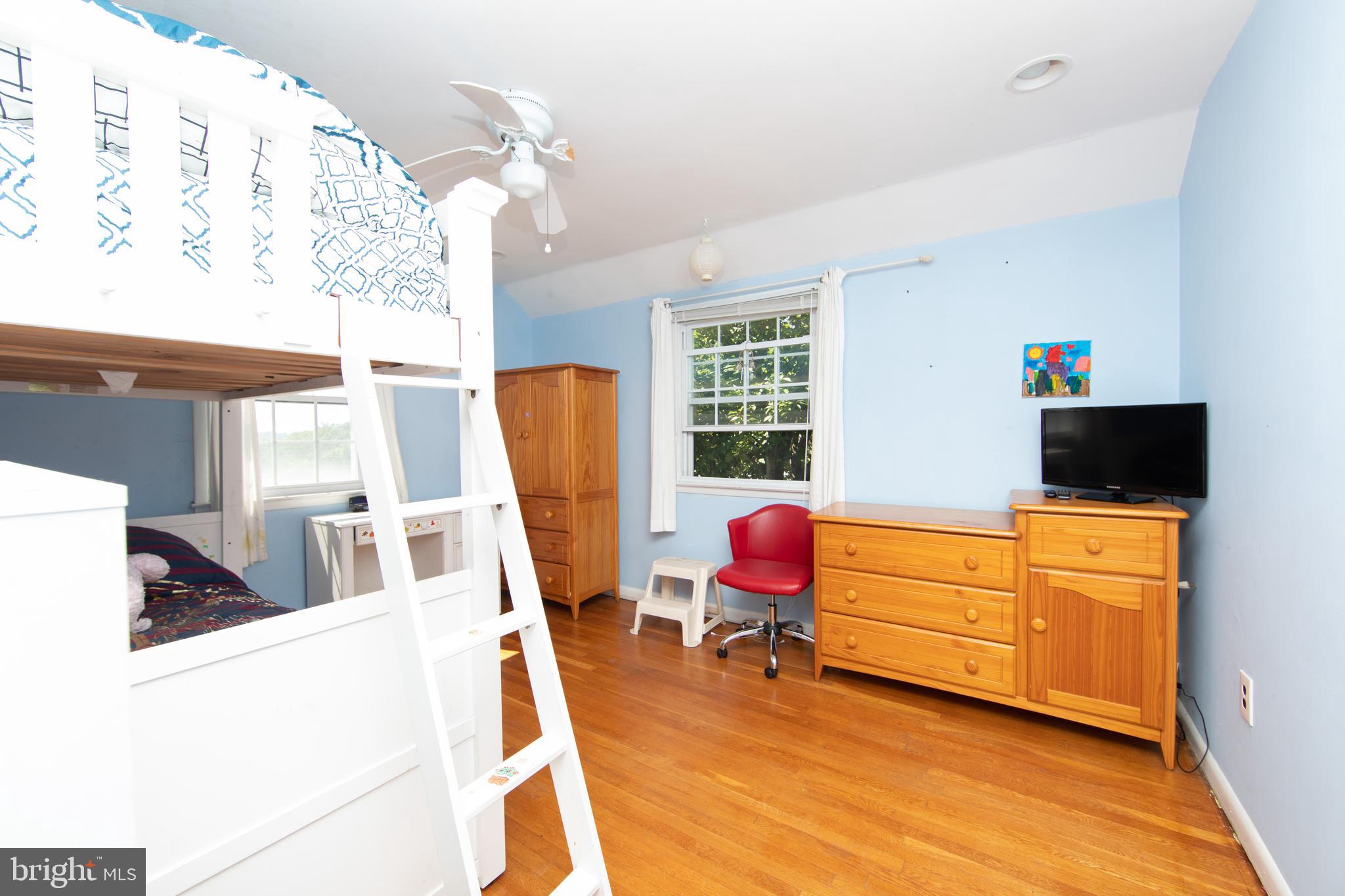 2945 Banner Road Willow Grove, PA 19090 - Photo 24 of 44 Bedroom #2