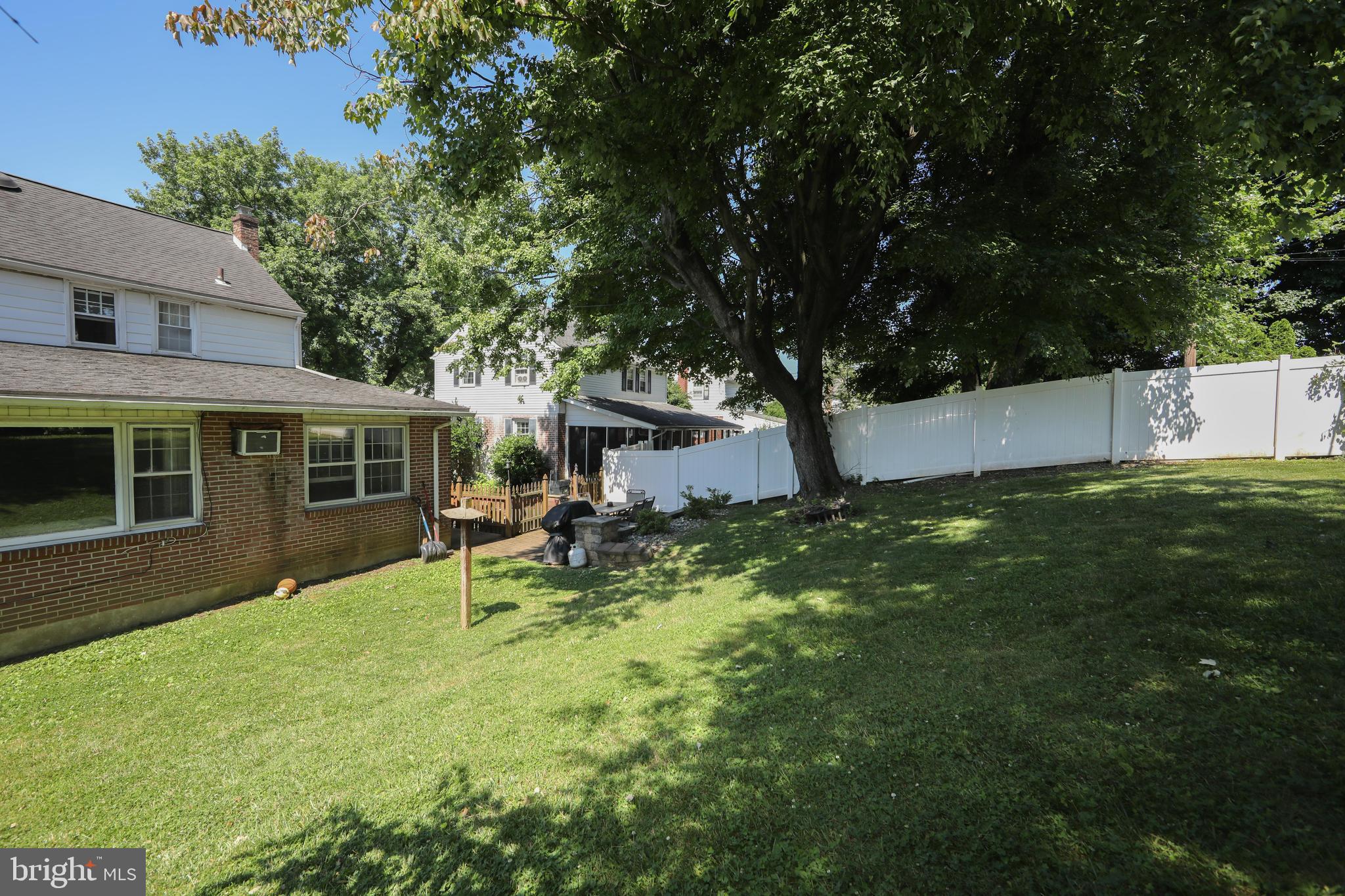 2945 Banner Road Willow Grove, PA 19090 - Photo 41 of 44 Backyard