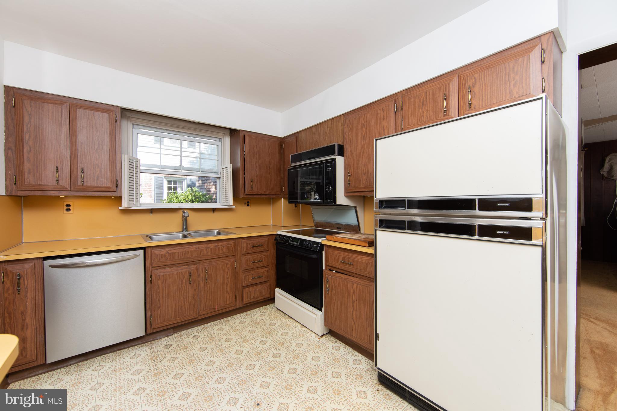 2945 Banner Road Willow Grove, PA 19090 - Photo 10 of 44 Kitchen