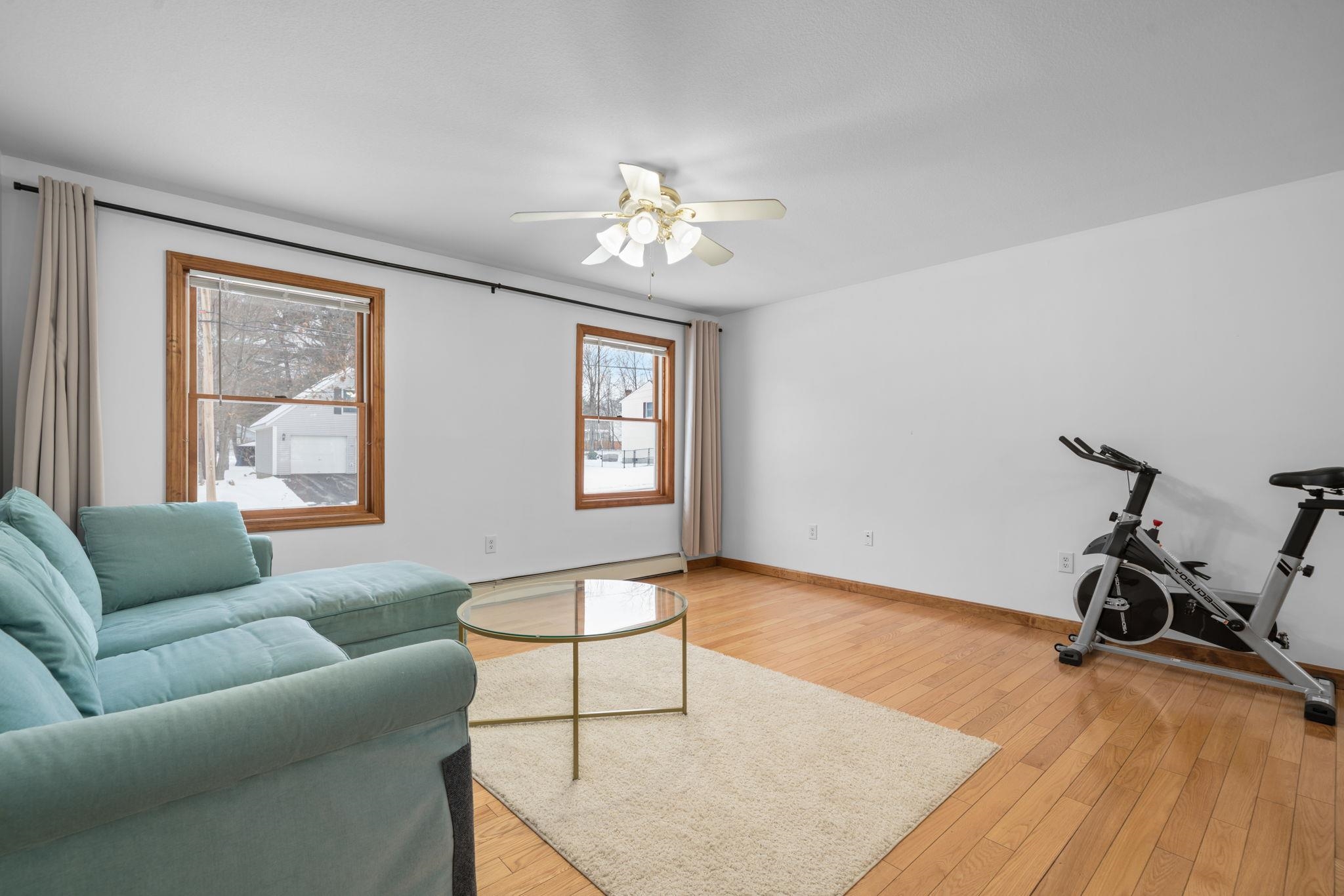 163 Warren Street Laconia, NH 03246 - Photo 4 of 40