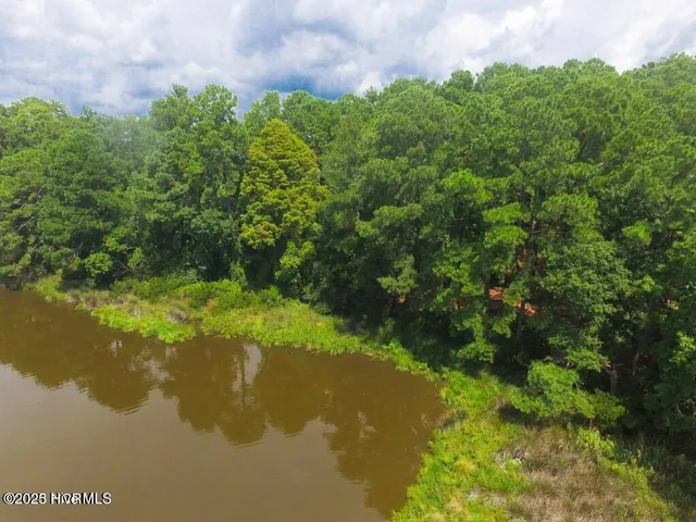 $700,000 | 362 Moore Lane, Bath, NC 27808