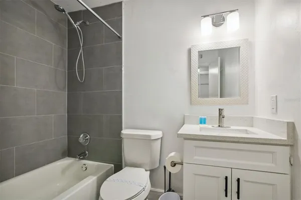 $1,600 | 1024 Manor Drive, Unit B, Orlando, FL 32807