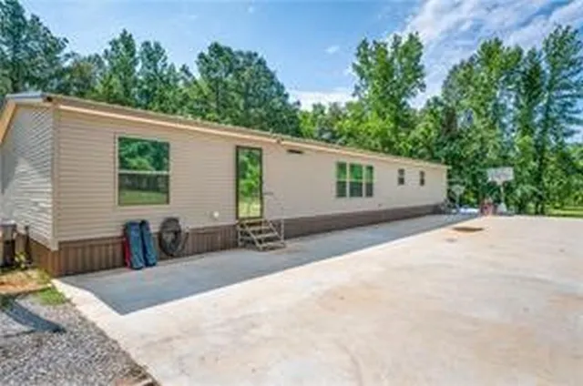 $224,900 | 152 A East Oneal Road, Deville, LA 71328